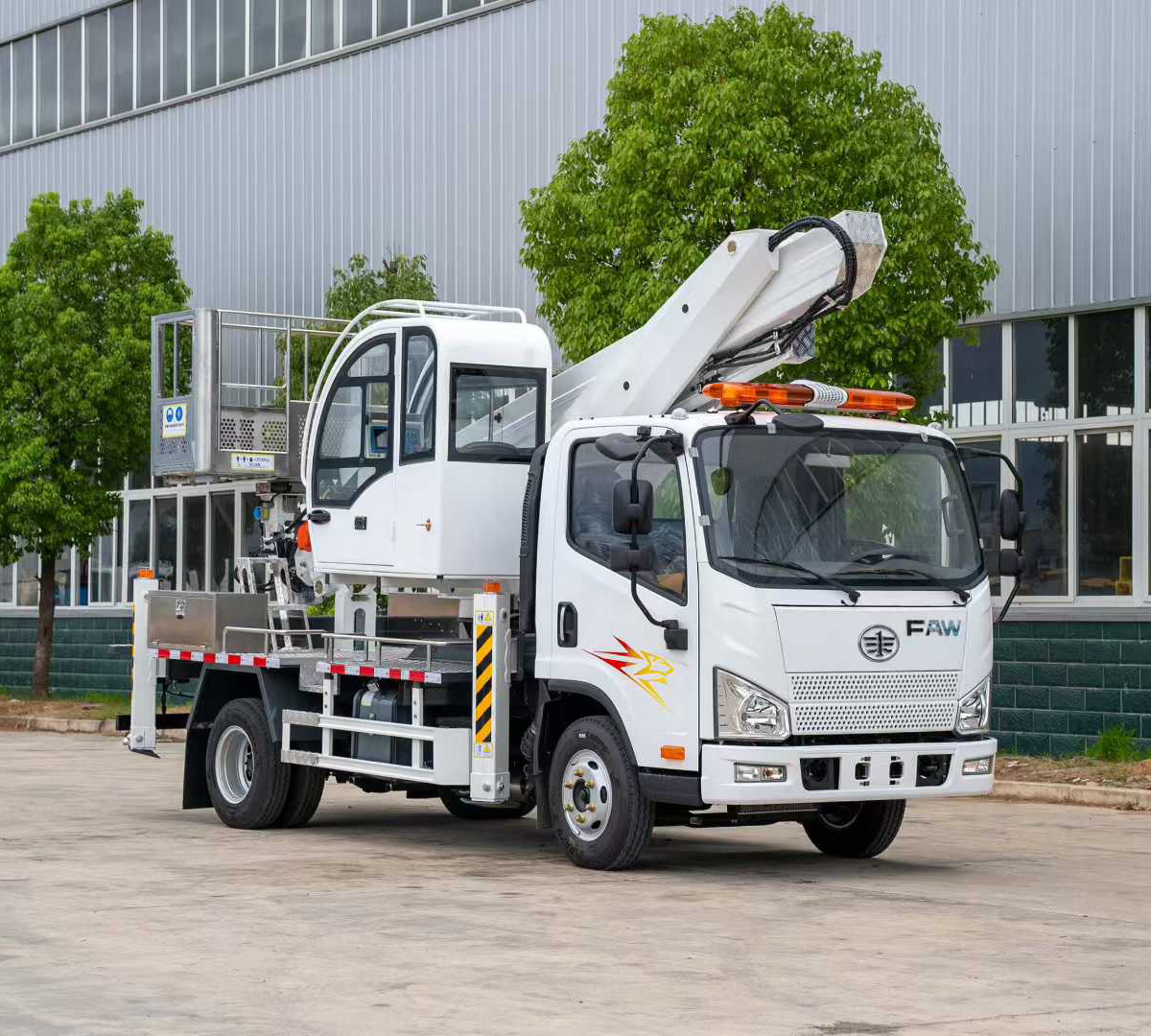 一汽解放18米直臂高空作業車伸縮臂折臂高空平臺