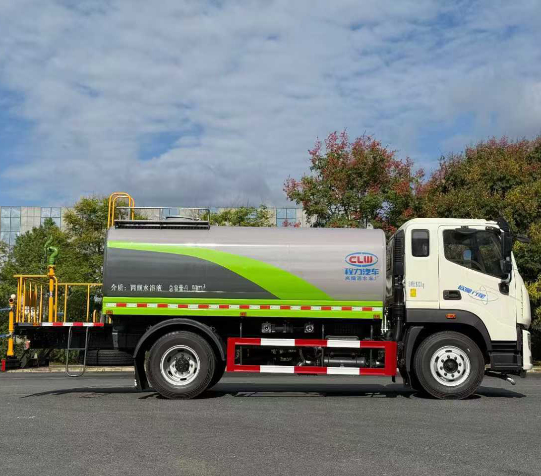 新型優質歐曼10m3綠化灑水車抑塵噴霧車城市道路抑塵消毒車圖片3