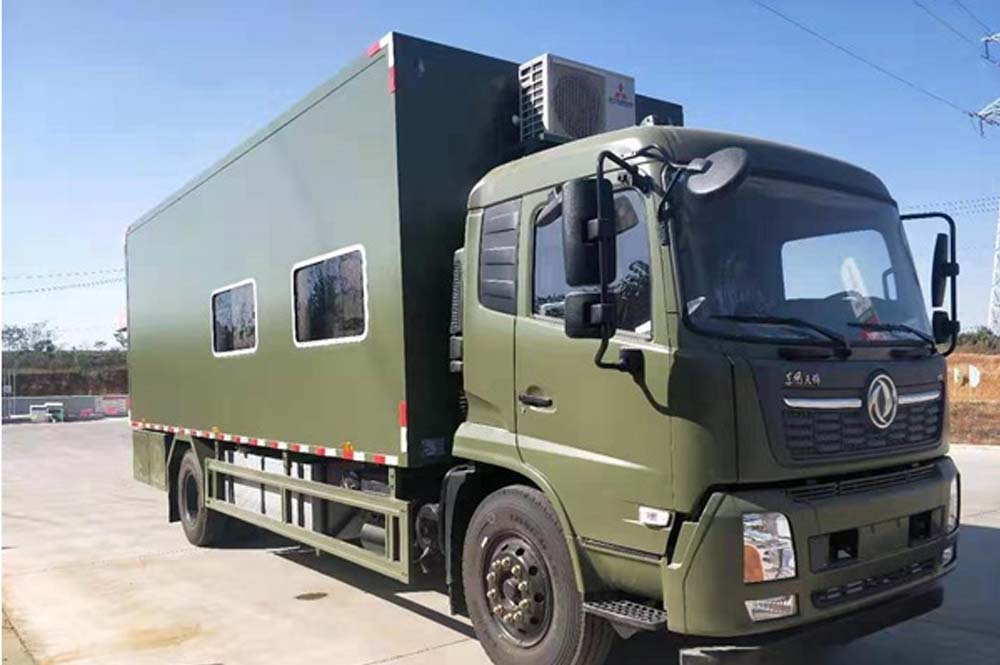 東風天錦宿營車